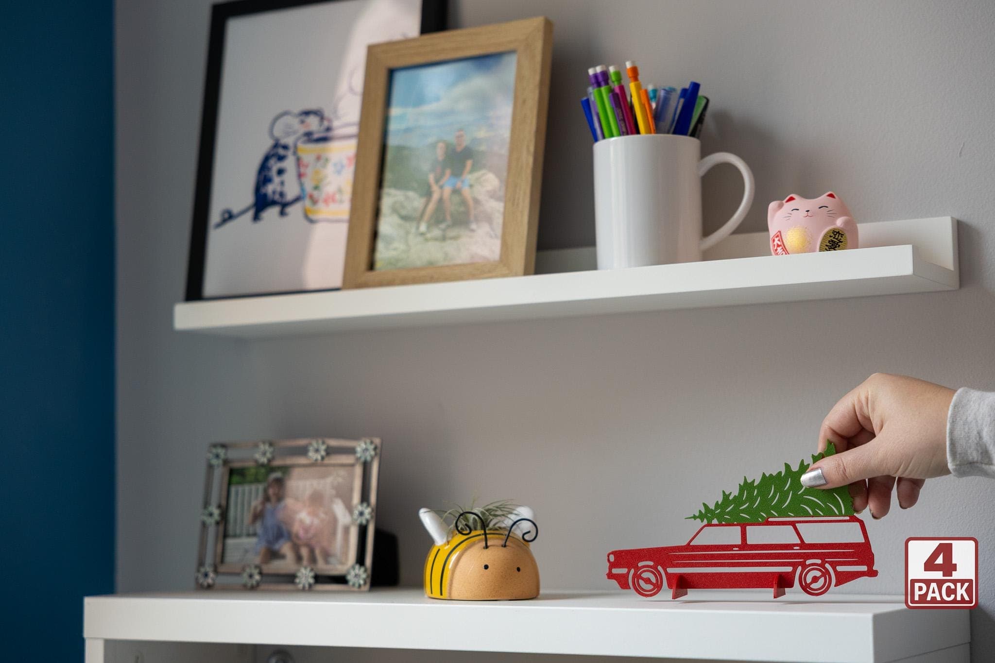 Vintage Station Wagon Christmas Card — 4-Pack